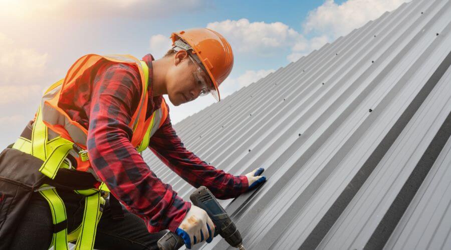 Professional residential roofers in Milan, MI